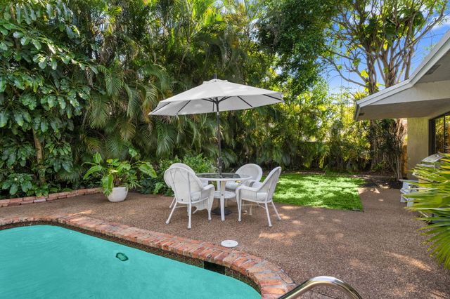 8730 Lake Dasha Terrace, Plantation, FL 33324