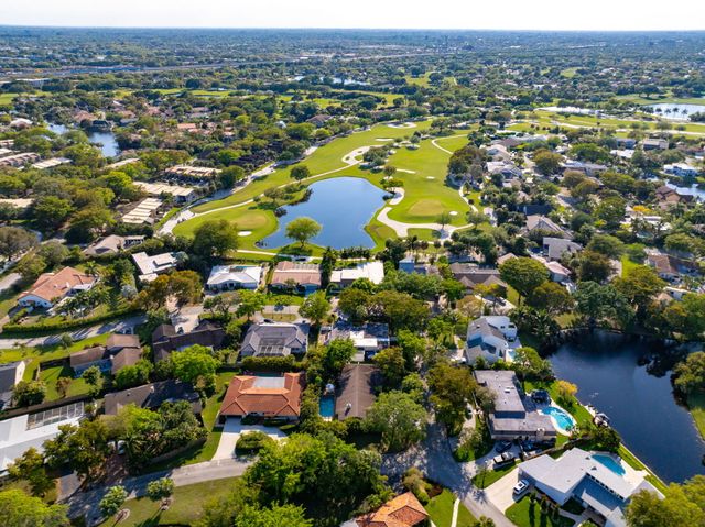 8730 Lake Dasha Terrace, Plantation, FL 33324