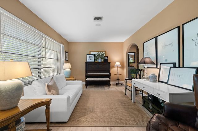 8730 Lake Dasha Terrace, Plantation, FL 33324