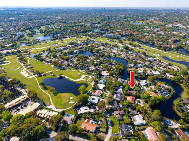 8730 Lake Dasha Terrace, Plantation, FL 33324