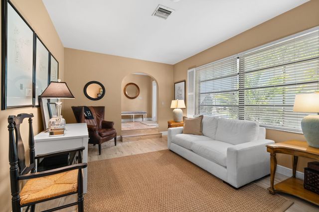 8730 Lake Dasha Terrace, Plantation, FL 33324