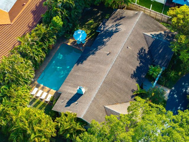 8730 Lake Dasha Terrace, Plantation, FL 33324