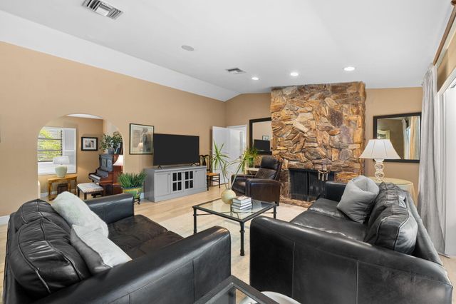 8730 Lake Dasha Terrace, Plantation, FL 33324