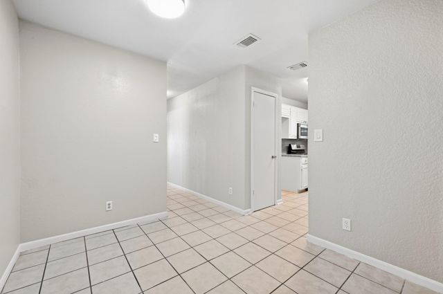 2514 Howellwood WAY B, Austin, TX 78748