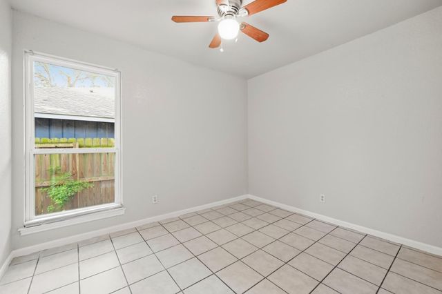 2514 Howellwood WAY B, Austin, TX 78748