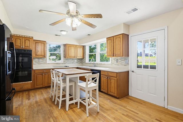 2621 BRADDOCK RD, Mount Airy, MD 21771