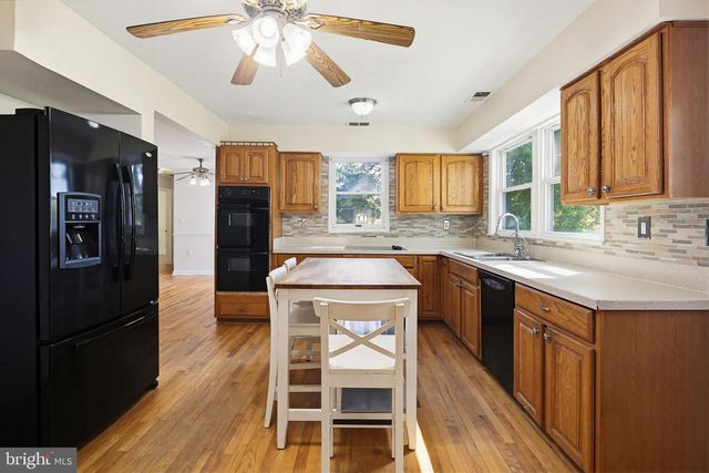 2621 BRADDOCK RD, Mount Airy, MD 21771