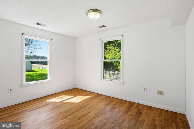 2621 BRADDOCK RD, Mount Airy, MD 21771