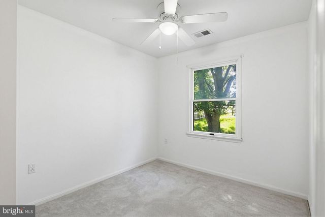 2621 BRADDOCK RD, Mount Airy, MD 21771