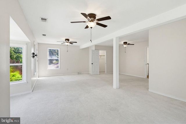 2621 BRADDOCK RD, Mount Airy, MD 21771