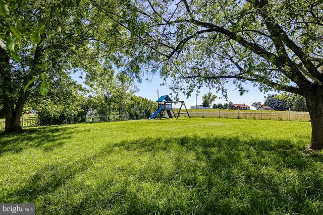 2621 BRADDOCK RD, Mount Airy, MD 21771