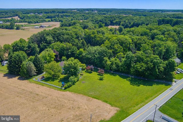 2621 BRADDOCK RD, Mount Airy, MD 21771