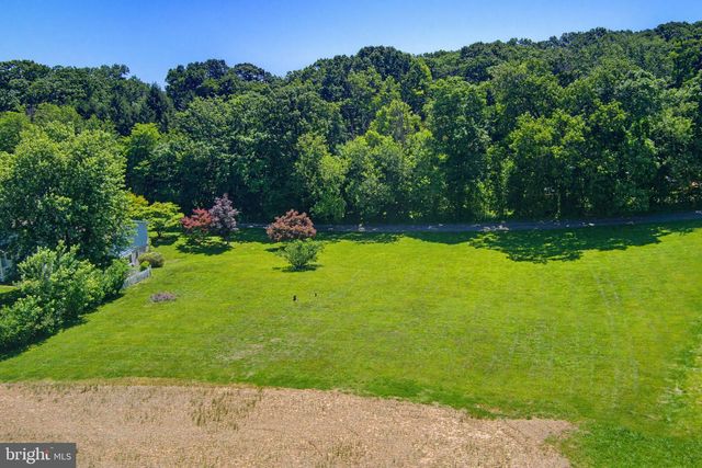 2621 BRADDOCK RD, Mount Airy, MD 21771
