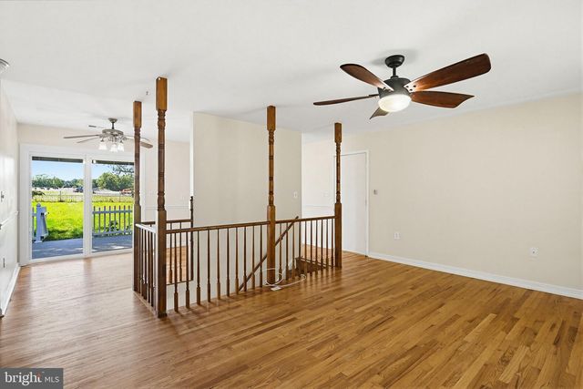 2621 BRADDOCK RD, Mount Airy, MD 21771