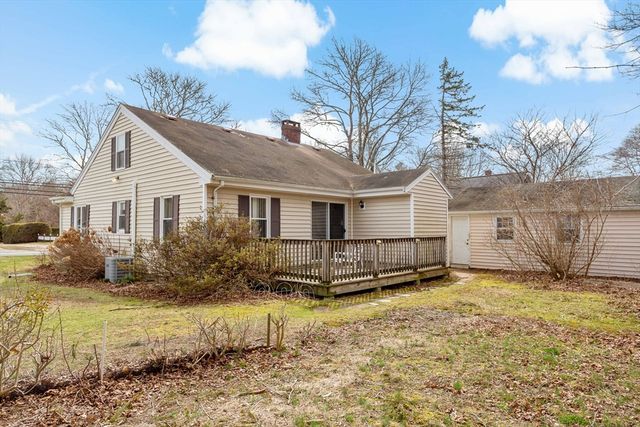 404 Sandwich Road, Falmouth, MA 02536