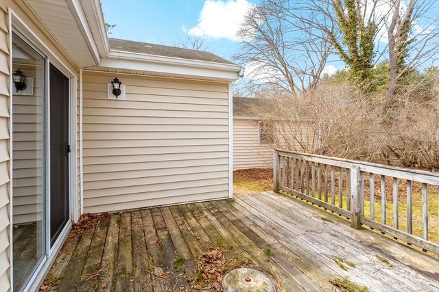 404 Sandwich Road, Falmouth, MA 02536