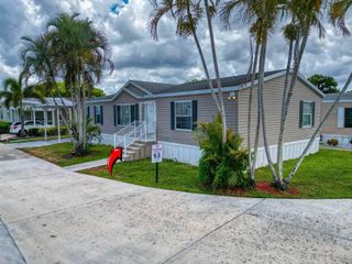 148 Plantation Boulevard, Lake Worth, FL 33467