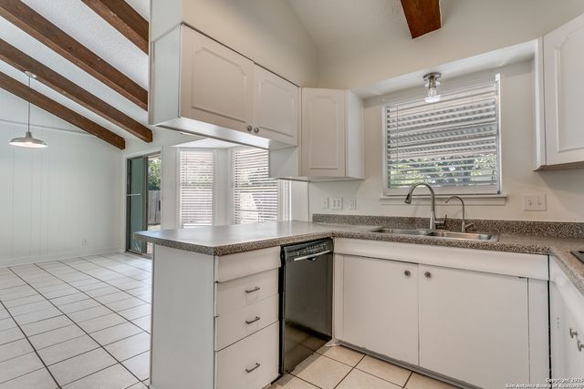 502 Thames, San Antonio, TX 78216