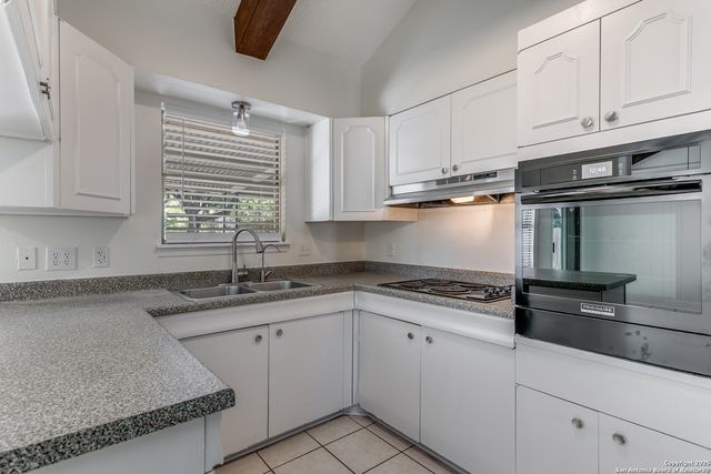 502 Thames, San Antonio, TX 78216