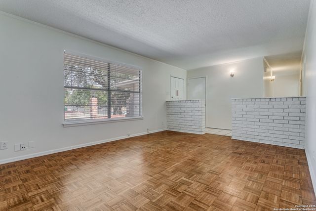 502 Thames, San Antonio, TX 78216