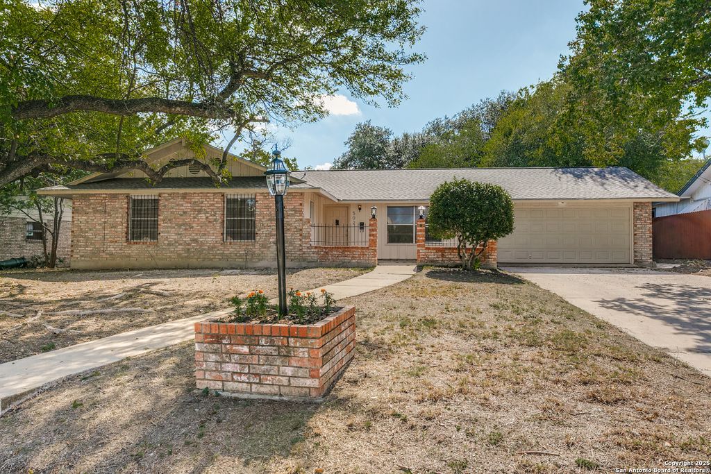 502 Thames, San Antonio, TX 78216