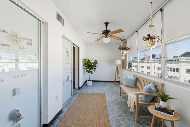 5155 9TH AVENUE N 310, St Petersburg, FL 33710