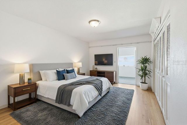 5155 9TH AVENUE N 310, St Petersburg, FL 33710