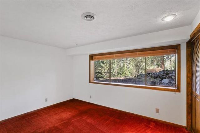 15010 E Shelley Ct, Veradale, WA 99037