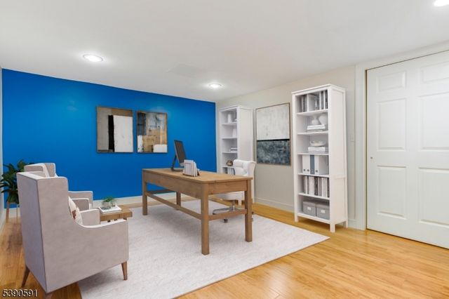 15 Dexter Dr N, Bernards Twp., NJ 07920