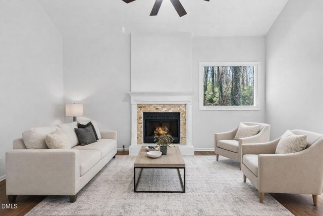 806 E Maynard, Durham, NC 27704