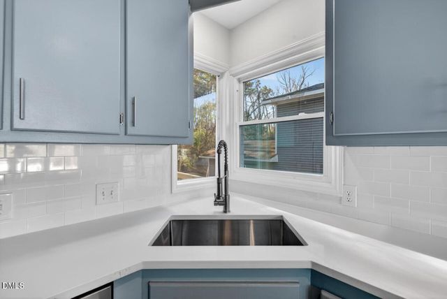 806 E Maynard, Durham, NC 27704