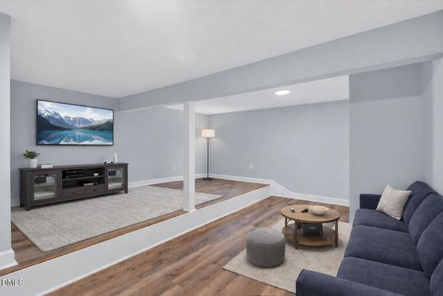 806 E Maynard, Durham, NC 27704