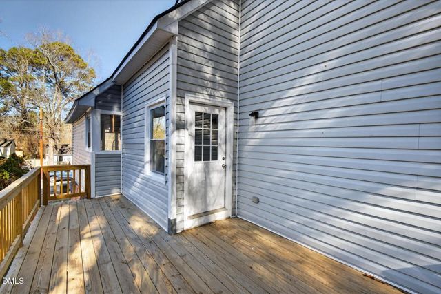 806 E Maynard, Durham, NC 27704