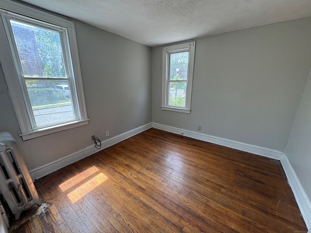 143 Putnam Street, Hartford, CT 06106