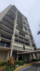 2425 Presidential Way 402, West Palm Beach, FL 33401