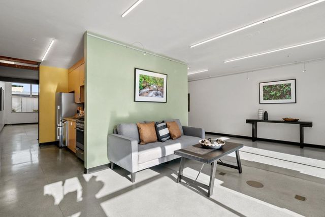 108 High Road, Santa Cruz, CA 95060