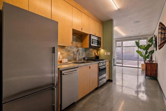 108 High Road, Santa Cruz, CA 95060