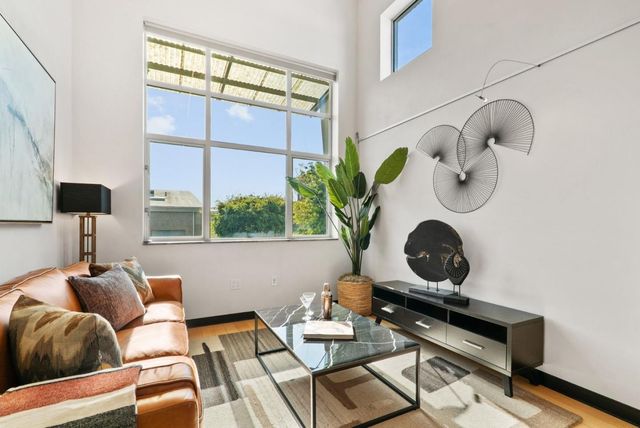 108 High Road, Santa Cruz, CA 95060