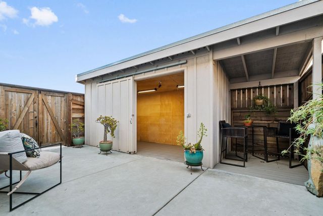 108 High Road, Santa Cruz, CA 95060