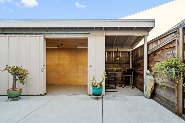 108 High Road, Santa Cruz, CA 95060