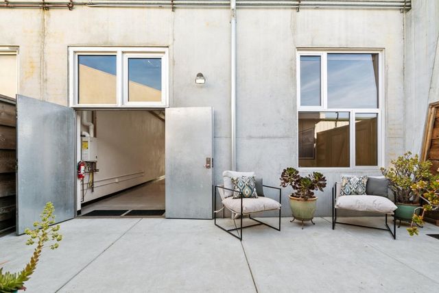 108 High Road, Santa Cruz, CA 95060