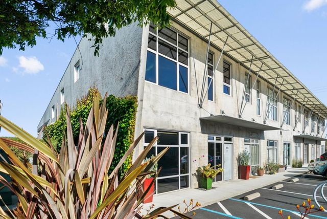 108 High Road, Santa Cruz, CA 95060