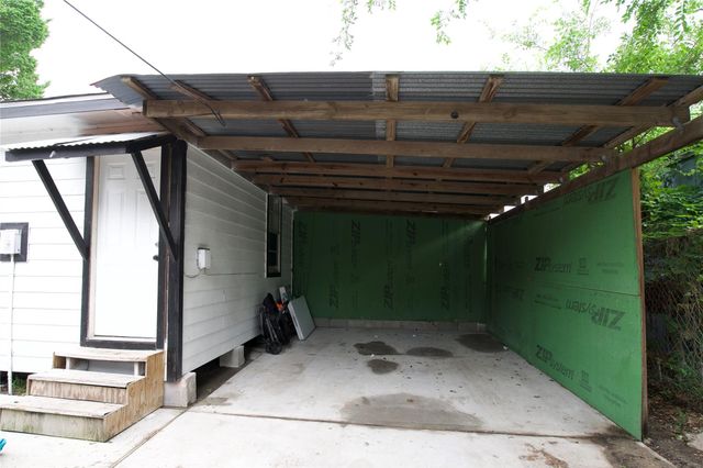 6741 Avenue E, Houston, TX 77011