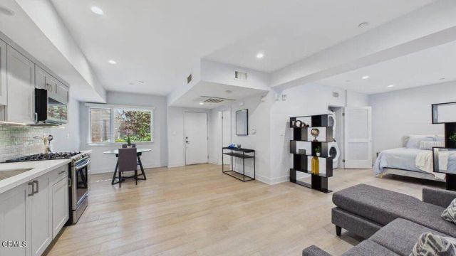 137 S Wilson Avenue 106, Pasadena, CA 91106