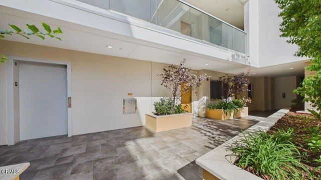 137 S Wilson Avenue 106, Pasadena, CA 91106