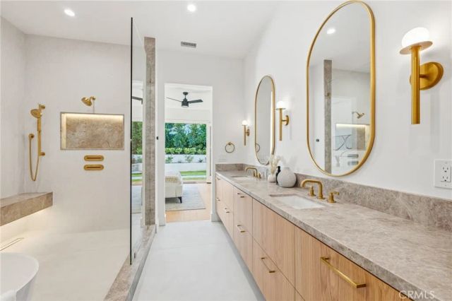 5110 Orange, Los Angeles, CA 90008