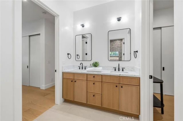 5110 Orange, Los Angeles, CA 90008