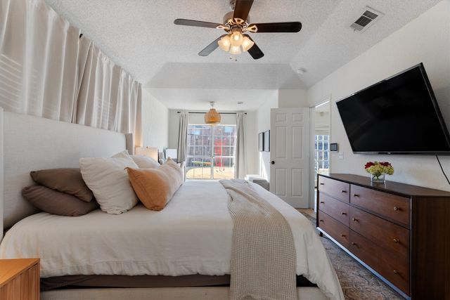 7518 Bayview Drive, Rowlett, TX 75088