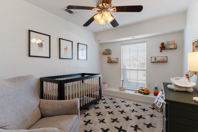 7518 Bayview Drive, Rowlett, TX 75088