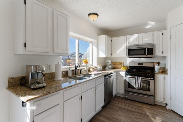 7518 Bayview Drive, Rowlett, TX 75088